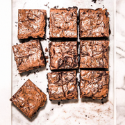 براوني البروتين بزبدة اللوز